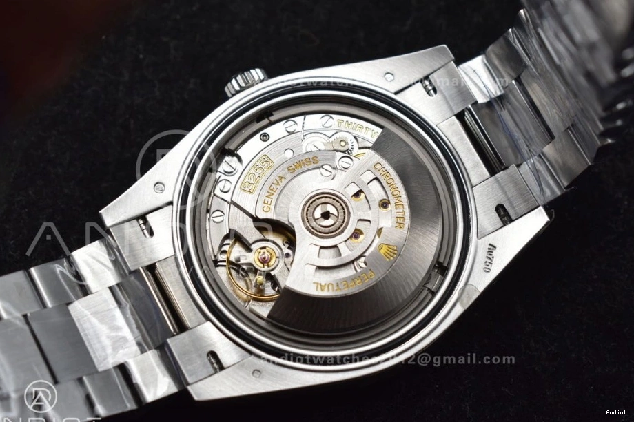 Dial Best Roman Edition Green Day THBF (Gain VR3255 1:1 Weight) Date Bracelet 228239 on Vibrant 662 40 SS President 0813